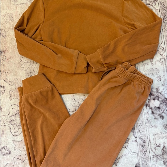 Sweat set bundle - Picture 3 of 3